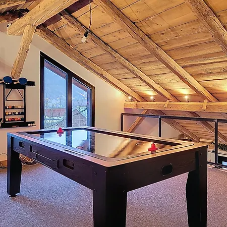 La Ferme V